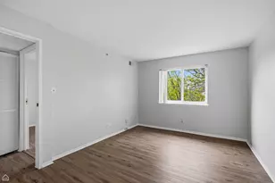 916 Casey Ct, Schaumburg, IL 60173 - Photo 11