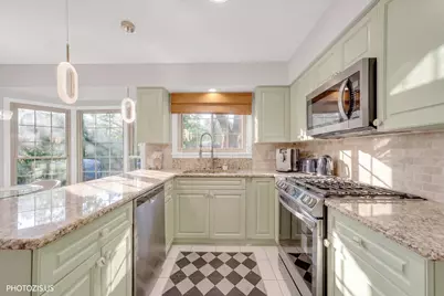2205 Riverlea Circle, Naperville, IL 60565 - Photo 5