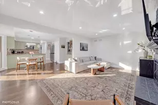 2205 Riverlea Cir, Naperville, IL 60565 - Photo 11