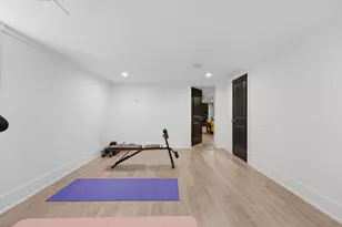 6226 N Le Mai Ave, Chicago, IL 60646 - Photo 27