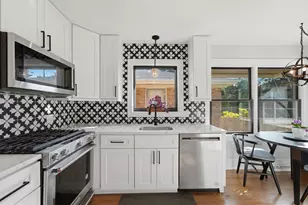 6226 N Le Mai Ave, Chicago, IL 60646 - Photo 7