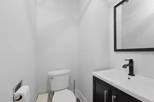 6226 N Le Mai Ave, Chicago, IL 60646 - Photo 17