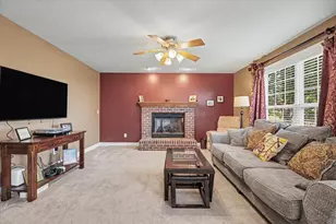 2101 Talans Dr, Champaign, IL 61822 - Photo 11