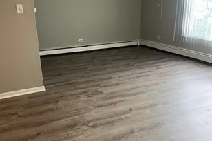5740 W 108th St, Chicago Ridge, IL 60415 - Photo 3