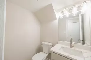 1224 Clematis Dr, Streamwood, IL 60107 - Photo 7