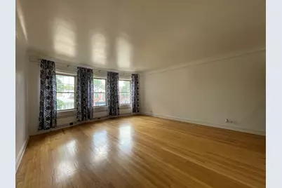 5832 N Virginia Avenue #2, Chicago, IL 60659 - Photo 3