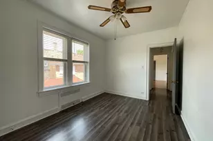 5832 N Virginia Ave, Chicago, IL 60659 - Photo 11