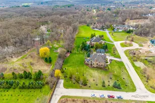 37W209 Deer Pond Ct, Saint Charles, IL 60175 - Photo 87