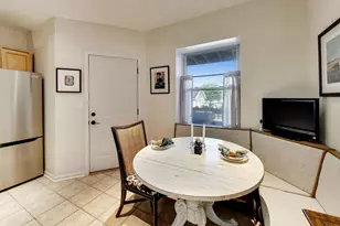 3807 N Campbell Ave, Chicago, IL 60618 - Photo 7