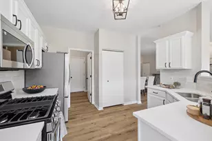 1564 Benzie Cir, Romeoville, IL 60446 - Photo 9