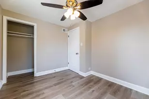 1027 Bellwood Ave, Bellwood, IL 60104 - Photo 9