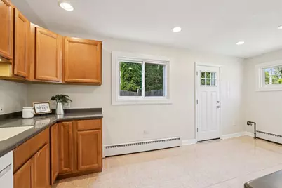 837 Lange Street, Mundelein, IL 60060 - Photo 7