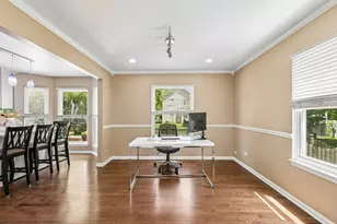 1175 Lakewood Cir, Naperville, IL 60540 - Photo 11