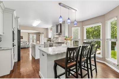 1175 Lakewood Circle, Naperville, IL 60540 - Photo 15