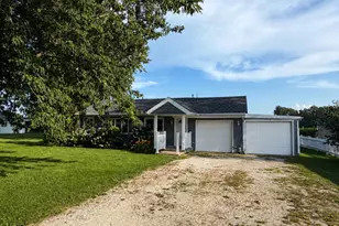 5538 W 1000 N Rd, Kankakee, IL 60901 - Photo 3