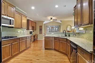 462 E Amberside Drive, Elgin, IL 60124 - Photo 3