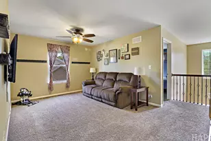 462 E Amberside Dr, Elgin, IL 60124 - Photo 17