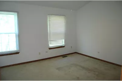 1609 Orchard Avenue, Schaumburg, IL 60193 - Photo 11