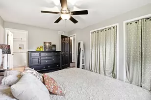11S560 Whittington Ln, Naperville, IL 60564 - Photo 11