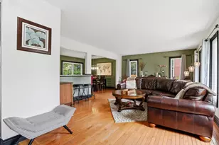 11S560 Whittington Ln, Naperville, IL 60564 - Photo 3