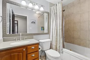 11S560 Whittington Ln, Naperville, IL 60564 - Photo 15