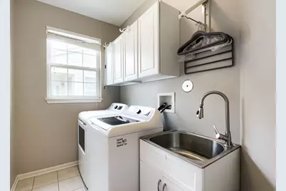 21235 Windsor Lake Lane, Crest Hill, IL 60403 - Photo 23