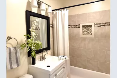 630 E Rockland Road, Libertyville, IL 60048 - Photo 11