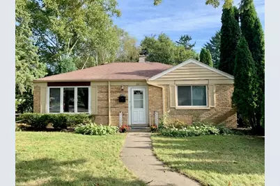 630 E Rockland Road, Libertyville, IL 60048 - Photo 1