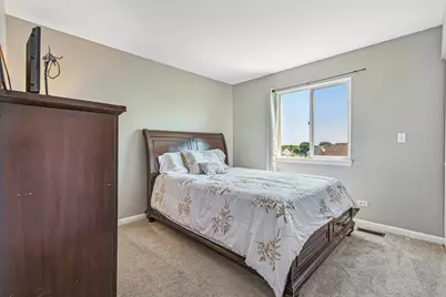 2011 Sunset Court, Zion, IL 60099 - Photo 13