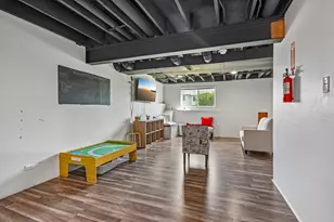 2011 Sunset Ct, Zion, IL 60099 - Photo 17