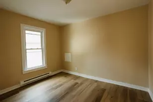714 Helmholz Ave, Waukegan, IL 60085 - Photo 5