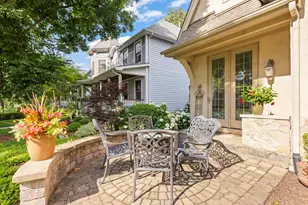 706 N Ellsworth St, Naperville, IL 60563 - Photo 57