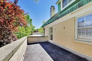 5898 N Caldwell Ave, Chicago, IL 60646 - Photo 29