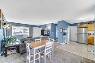 310 Maricopa Ln, Hoffman Estates, IL 60169 - Photo 11
