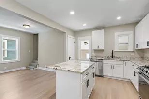 716 Wilcox St, Joliet, IL 60435 - Photo 7