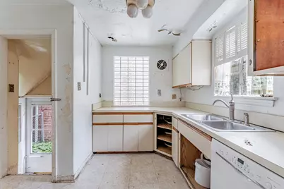 8238 S Prairie Avenue, Chicago, IL 60619 - Photo 9
