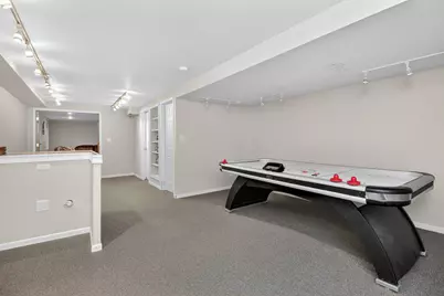 1597 W Hartsburg Lane, North Aurora, IL 60542 - Photo 23