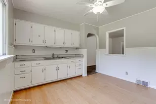 7S151 N Eola Rd, Aurora, IL 60502 - Photo 7