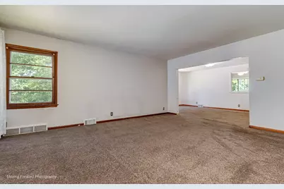 7S151 N Eola Road, Aurora, IL 60502 - Photo 5