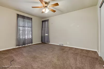 7S151 N Eola Road, Aurora, IL 60502 - Photo 11