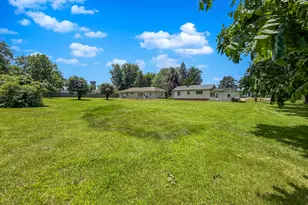 7S151 N Eola Rd, Aurora, IL 60502 - Photo 17