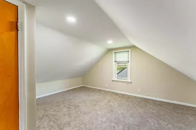 7805 Suburban Lane, Bridgeview, IL 60455 - Photo 13