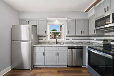 555 E 105th Street, Chicago, IL 60628 - Photo 7