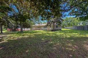 7S175 N Eola Rd, Aurora, IL 60502 - Photo 17