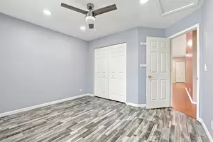 1037 Rockport Dr, Carol Stream, IL 60188 - Photo 15
