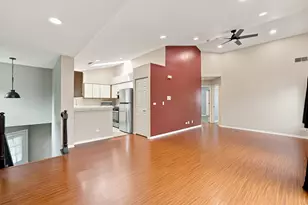 1037 Rockport Dr, Carol Stream, IL 60188 - Photo 3