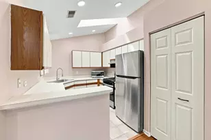1037 Rockport Dr, Carol Stream, IL 60188 - Photo 5
