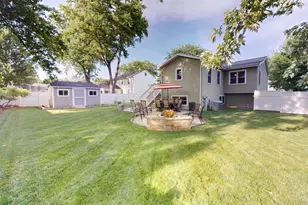 1201 S 10th St, Saint Charles, IL 60174 - Photo 29