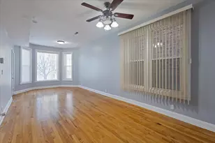 4211 W Gladys Ave, Chicago, IL 60624 - Photo 5