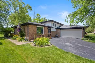 440 Manor Dr, Peotone, IL 60468 - Photo 27
